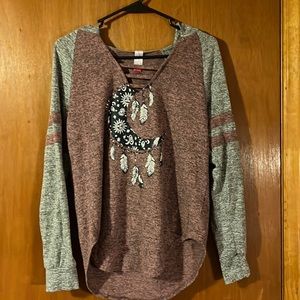 Gray and purple long sleeve tee